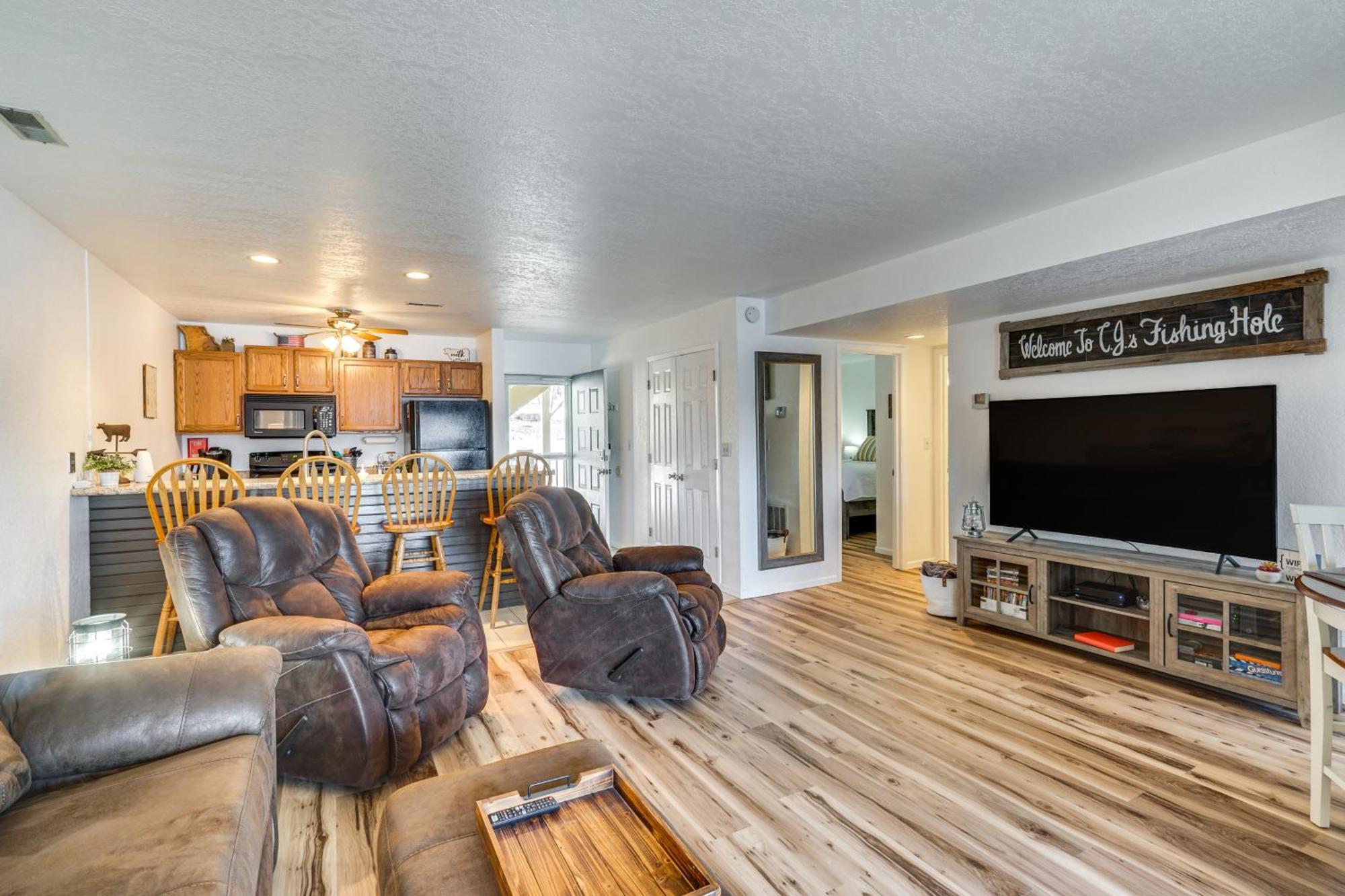 Modern Condo With Screened Balcony And Views! Osage Beach Exterior foto